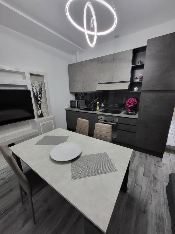 Residenza Giulia Διαμέρισμα Μπρέσια Εξωτερικό φωτογραφία